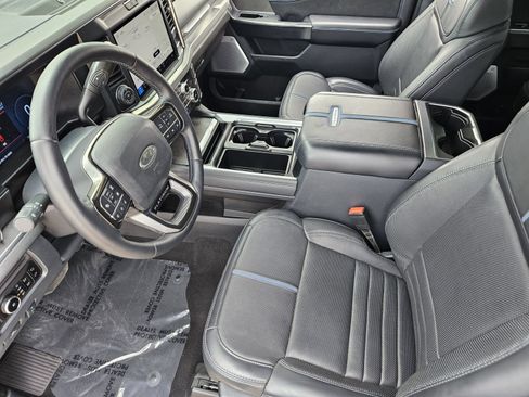 Used 2025 Ford F250 Platinum w/ Tremor Off-Road Package AWD/4WD image 17