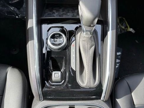 New 2026 GMC Canyon Elevation w/ Convenience Package image 21