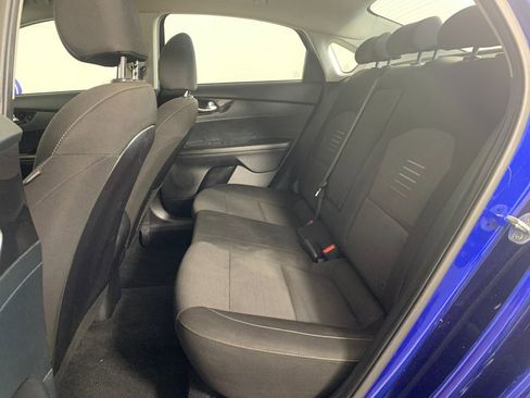 Used 2019 Kia Forte S image 32