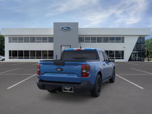 New 2025 Ford Maverick Lariat w/ Black Appearance Package image 8