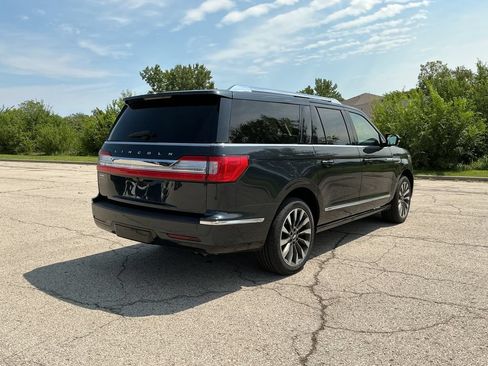 Used 2021 Lincoln Navigator L Reserve AWD/4WD image 5