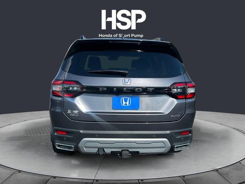 Used 2023 Honda Pilot Elite image 4