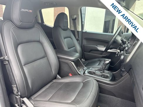 Used 2022 Chevrolet Colorado ZR2 w/ ZR2 Dusk Special Edition AWD/4WD image 9