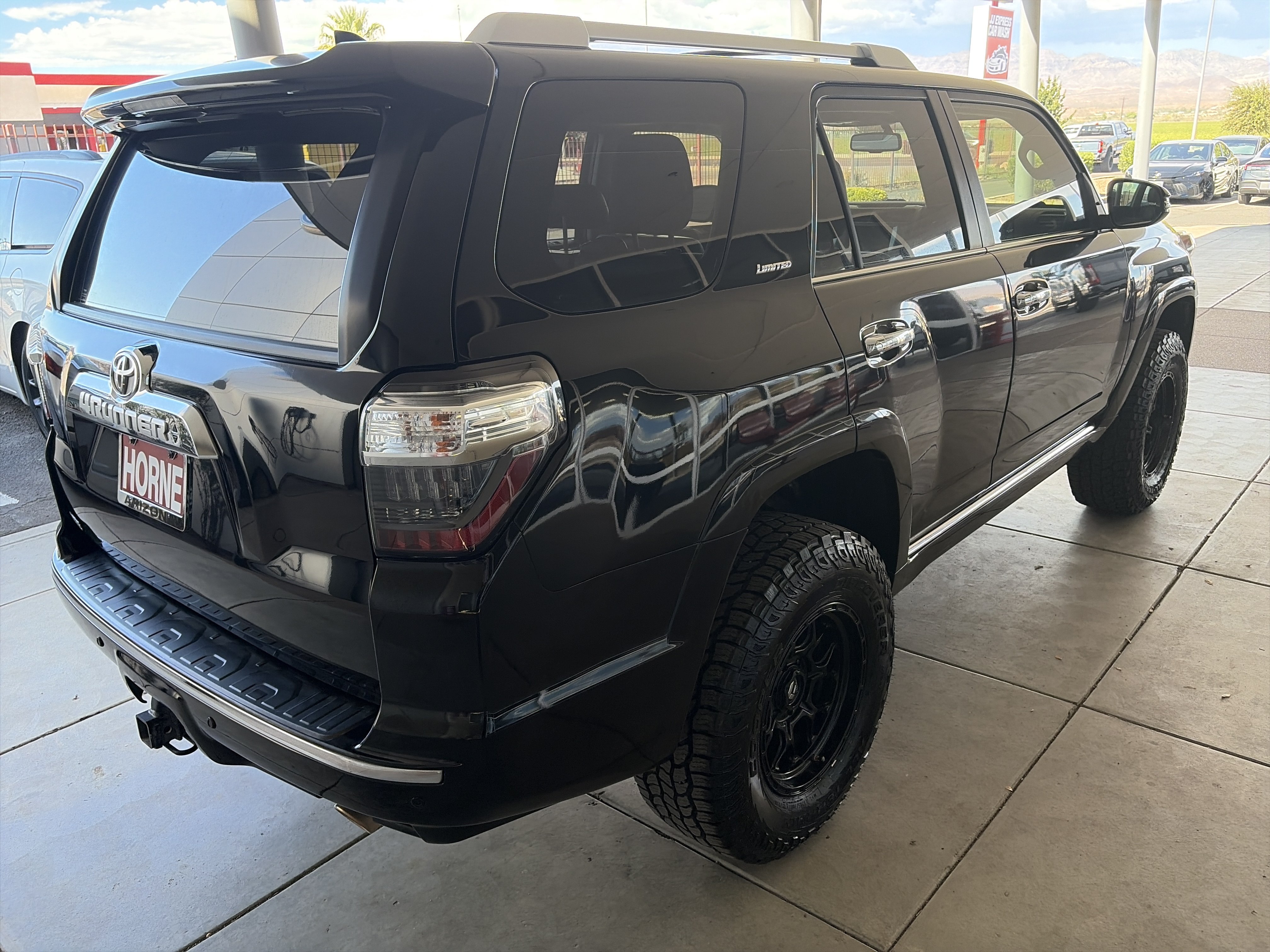 Used 2019 Toyota 4Runner Limited AWD/4WD image 4