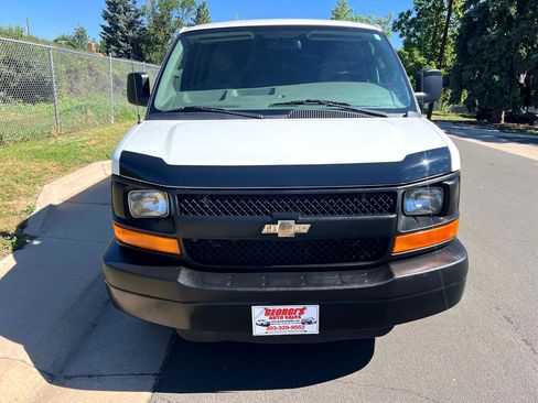 Used 2016 Chevrolet Express 2500 image 7