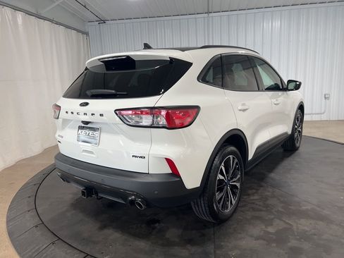 Used 2022 Ford Escape SEL w/ SEL Stealth AWD Package image 9