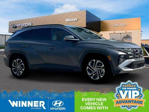 New 2025 Hyundai Tucson Limited image 11