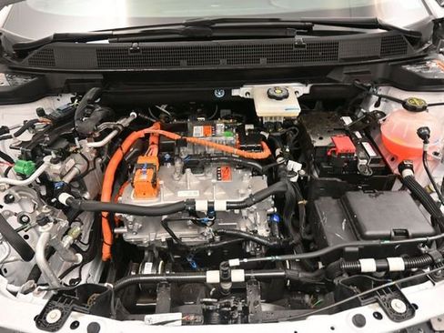 Used 2025 Chevrolet Equinox EV RS w/ Active Safety Package 3 FWD image 30