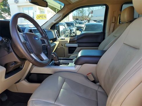 Used 2019 Ford F150 Lariat image 20