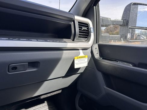 New 2024 Ford F550 Knapheide Platform Body image 30