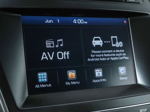 Used 2019 Hyundai Santa Fe XL SE FWD image 13