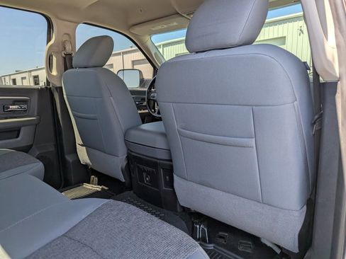 Used 2018 RAM 2500 Big Horn image 29