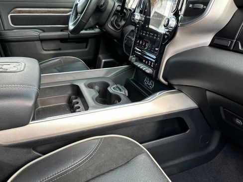 Used 2021 RAM 2500 Laramie AWD/4WD image 15