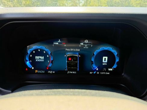 Used 2025 Ford Bronco Big Bend AWD/4WD image 4