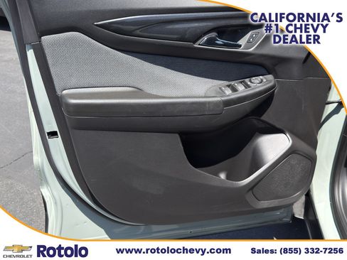 Used 2025 Chevrolet TrailBlazer LT FWD image 17