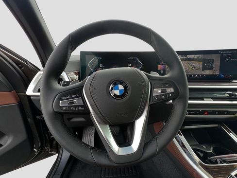 New 2026 BMW X5 xDrive40i w/ Parking Assistance Package AWD/4WD image 14