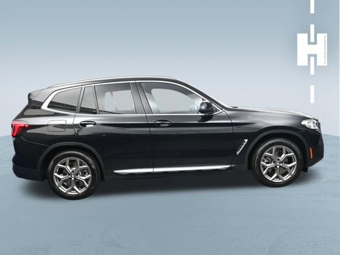 Used 2023 BMW X3 xDrive30i w/ Premium Package w/ZPA AWD/4WD image 3