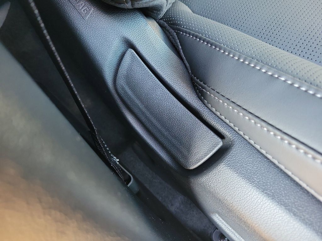New 2026 Kia Sorento S AWD/4WD image 9