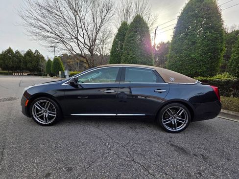 Used 2014 Cadillac XTS Platinum image 2