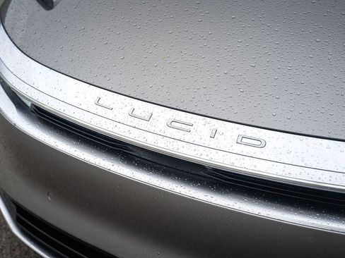 Used 2025 Lucid Air Touring AWD/4WD image 12