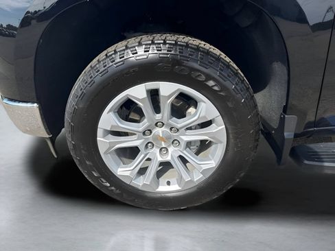 Used 2025 Chevrolet Silverado 1500 LTZ w/ Z71 Off-Road Package AWD/4WD image 29