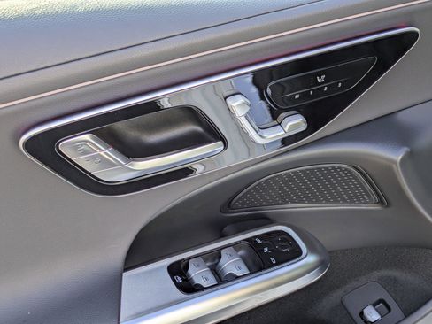 Certified 2025 Mercedes-Benz E 350 4MATIC Sedan image 15