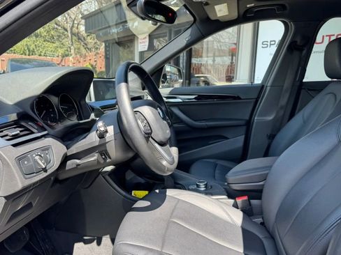 Used 2019 BMW X1 xDrive28i w/ Convenience Package AWD/4WD image 10