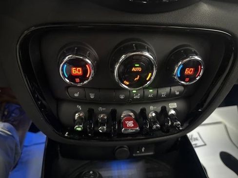 Used 2022 MINI Cooper Clubman John Cooper Works image 32