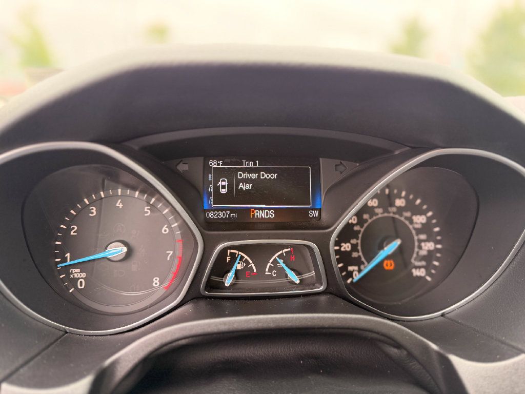 Used 2018 Ford Focus SEL FWD image 25