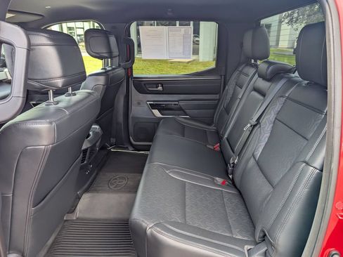 Used 2025 Toyota Tundra Limited AWD/4WD image 21