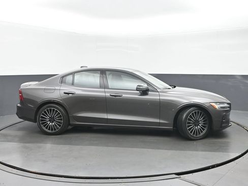 Used 2024 Volvo S60 B5 Plus AWD/4WD image 2