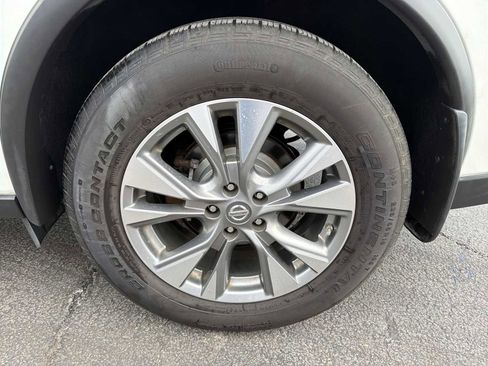 Used 2018 Nissan Murano S image 19