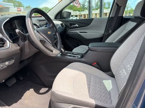 Used 2024 Chevrolet Equinox LS w/ Driver Confidence II Package FWD image 8