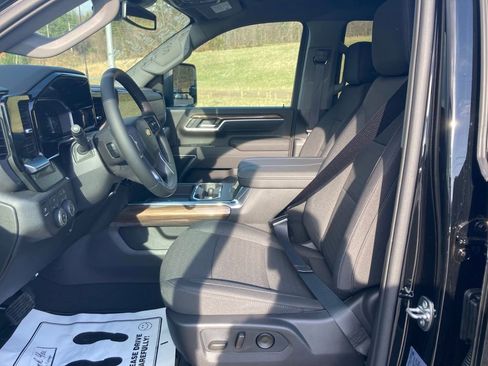 New 2026 Chevrolet Silverado 2500 LT w/ Z71 Chrome Sport Edition image 27