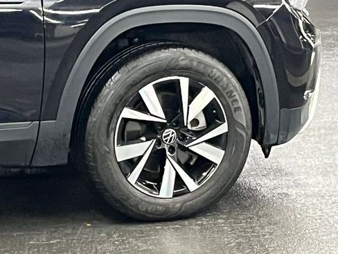 Used 2022 Volkswagen Atlas Cross Sport SE image 37