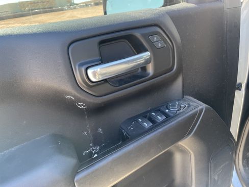 Used 2021 Chevrolet Silverado 1500 Custom RWD image 13