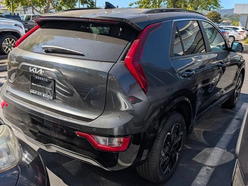 Used 2024 Kia Niro Wind FWD image 4