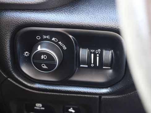 Used 2019 RAM 1500 Laramie image 20