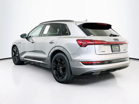 Used 2023 Audi e-tron Premium w/ Convenience Plus Package AWD/4WD image 5