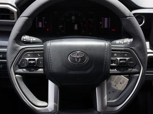 New 2026 Toyota 4Runner SR5 AWD/4WD image 26