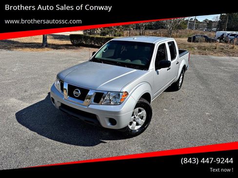 Used 2013 Nissan Frontier SV image 1