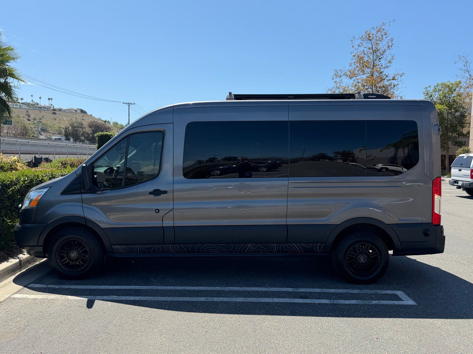 Used 2015 Ford Transit 350 XLT RWD image 7