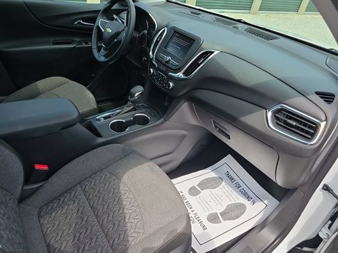 Used 2024 Chevrolet Equinox LT w/ LPO, Floor Liner Package AWD/4WD image 20