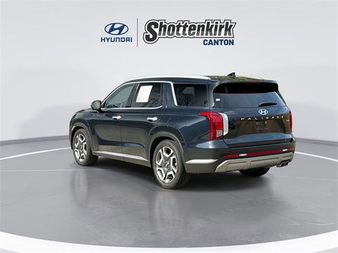 Used 2023 Hyundai Palisade Limited image 6