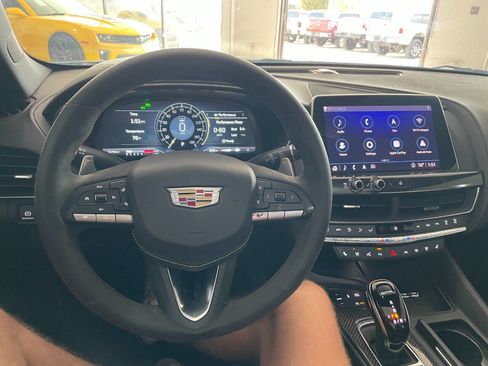 Used 2021 Cadillac CT5 V w/ Premium Package image 31