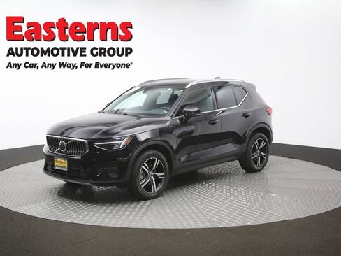 Used 2024 Volvo XC40 B5 Core AWD/4WD image 56