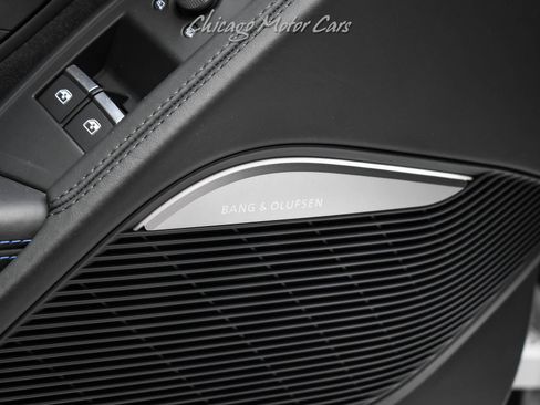 Used 2021 Audi R8 V10 performance w/ R8 Performance Design Package image 28