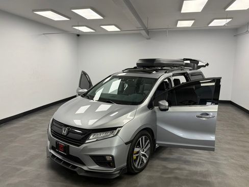 Used 2018 Honda Odyssey Touring image 31