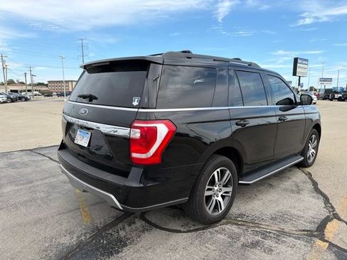 Used 2020 Ford Expedition XLT w/ Equipment Group 202A AWD/4WD image 5