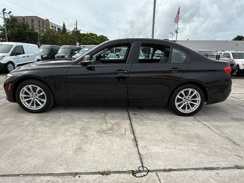 Used 2017 BMW 320i Sedan RWD image 10